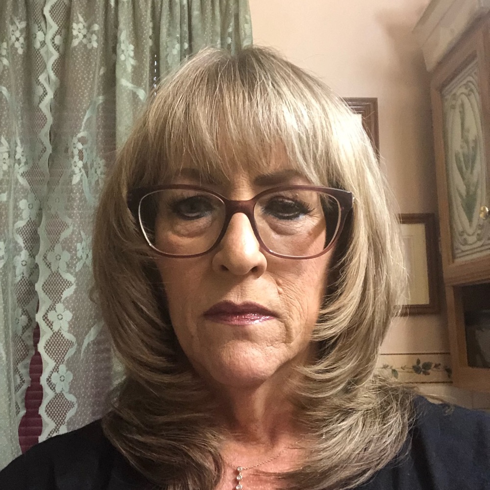 Meet your Posher, Jackie